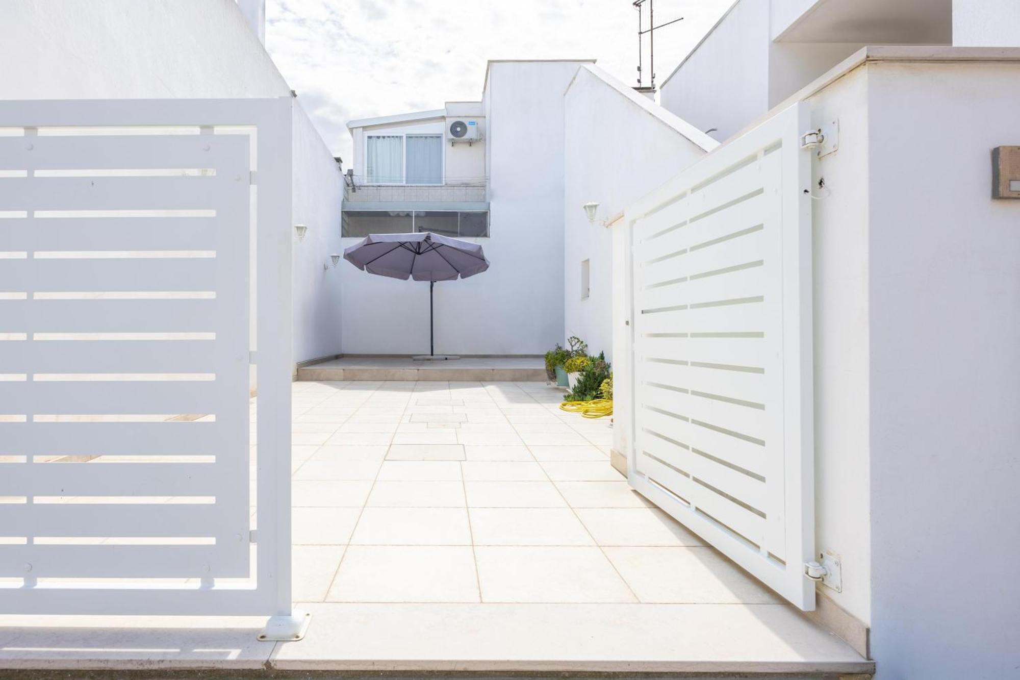 Apartamento La Casa Di Zia Dedera Torre Santa Sabina Exterior foto